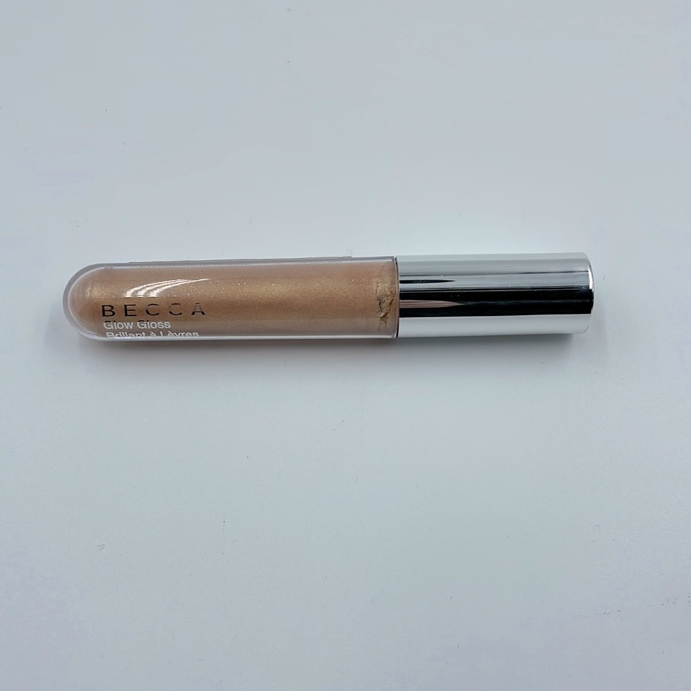 Becca Glow Gloss in Champagne Crème (NWT)